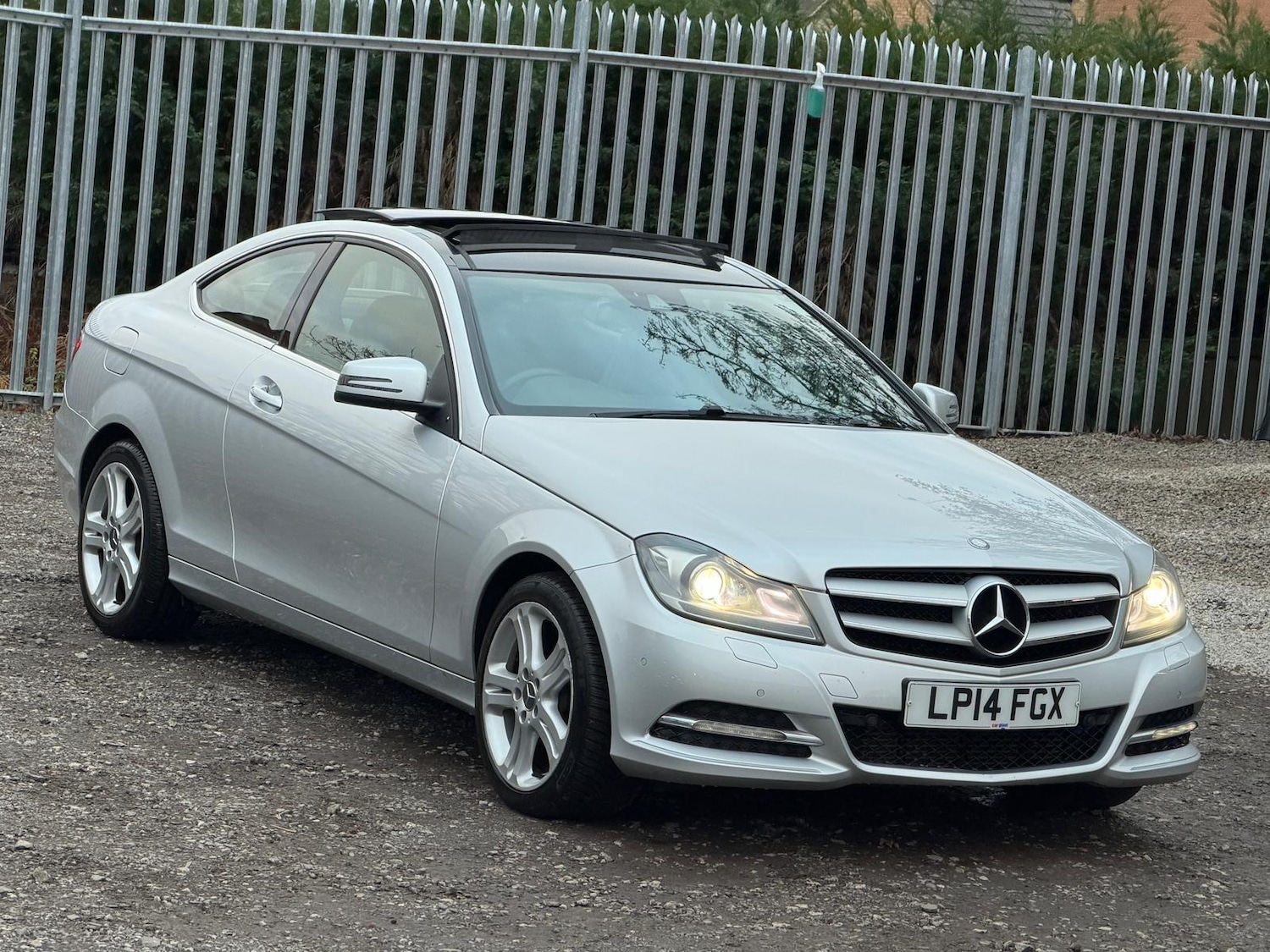 Used Mercedes-Benz C Class 2014 for sale - 77050125: Photo 25