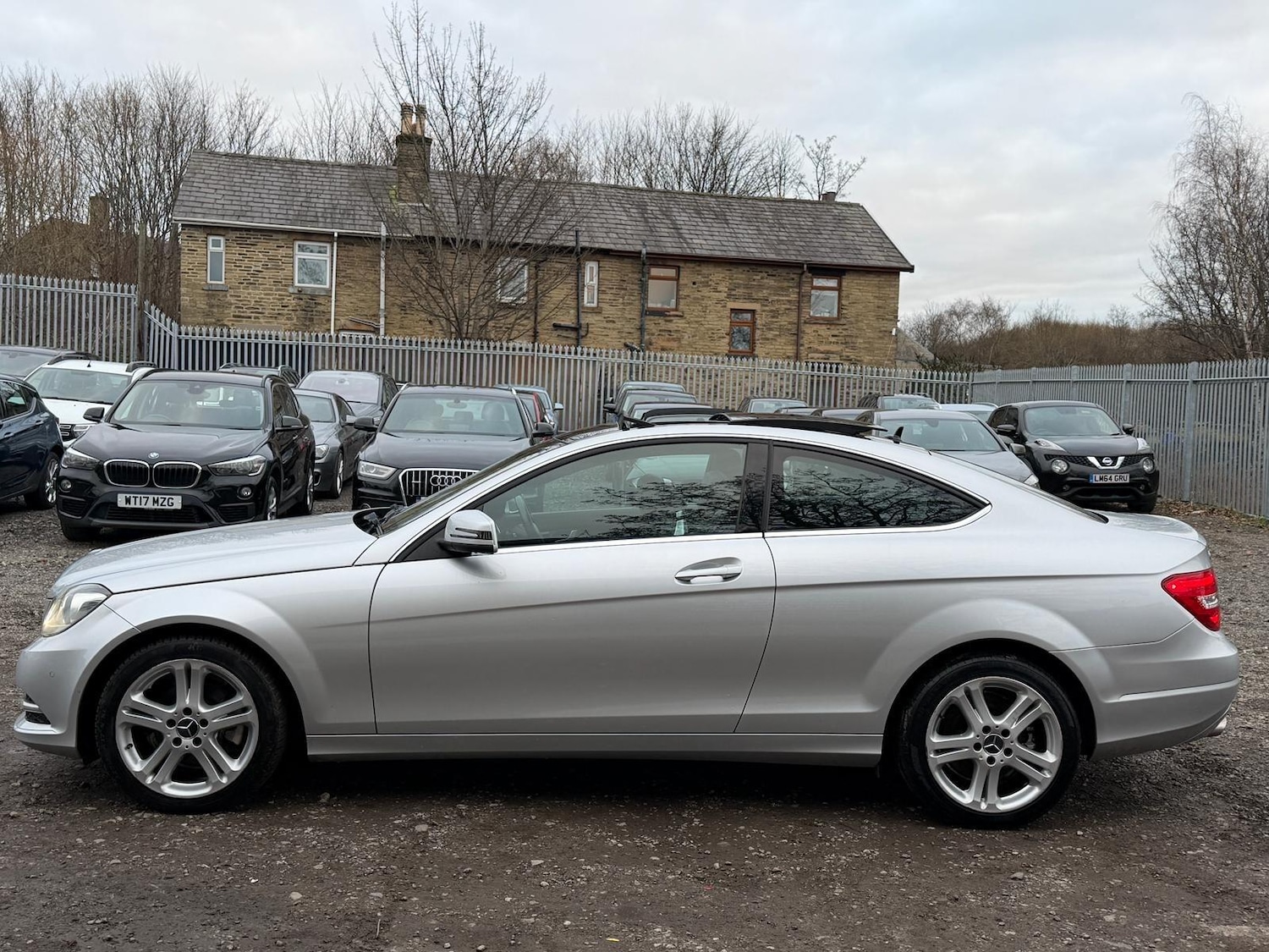 Used Mercedes-Benz C Class 2014 for sale - 77050125: Photo 5