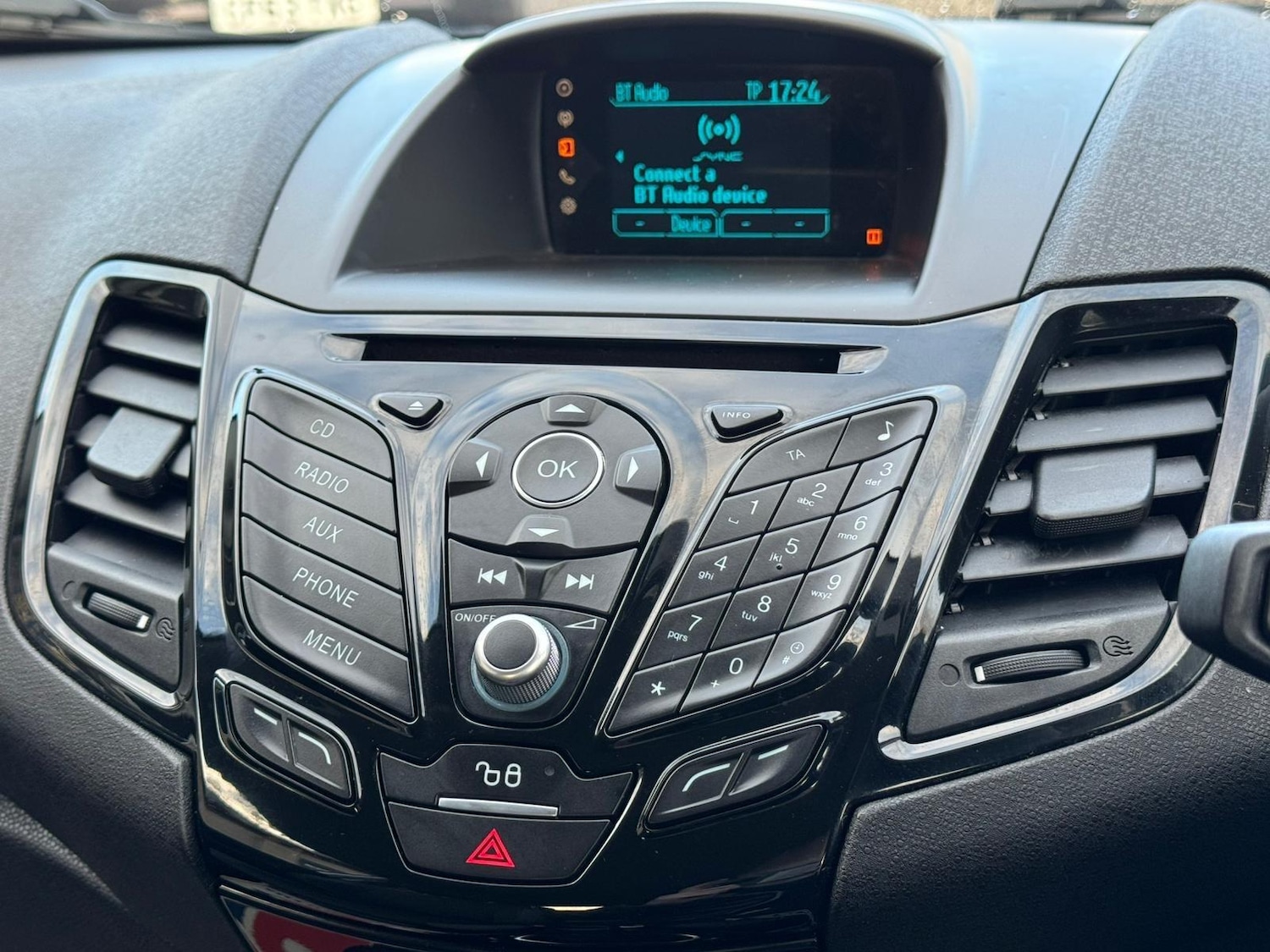 Used Ford Fiesta 2015 for sale - 78020034: Photo 13