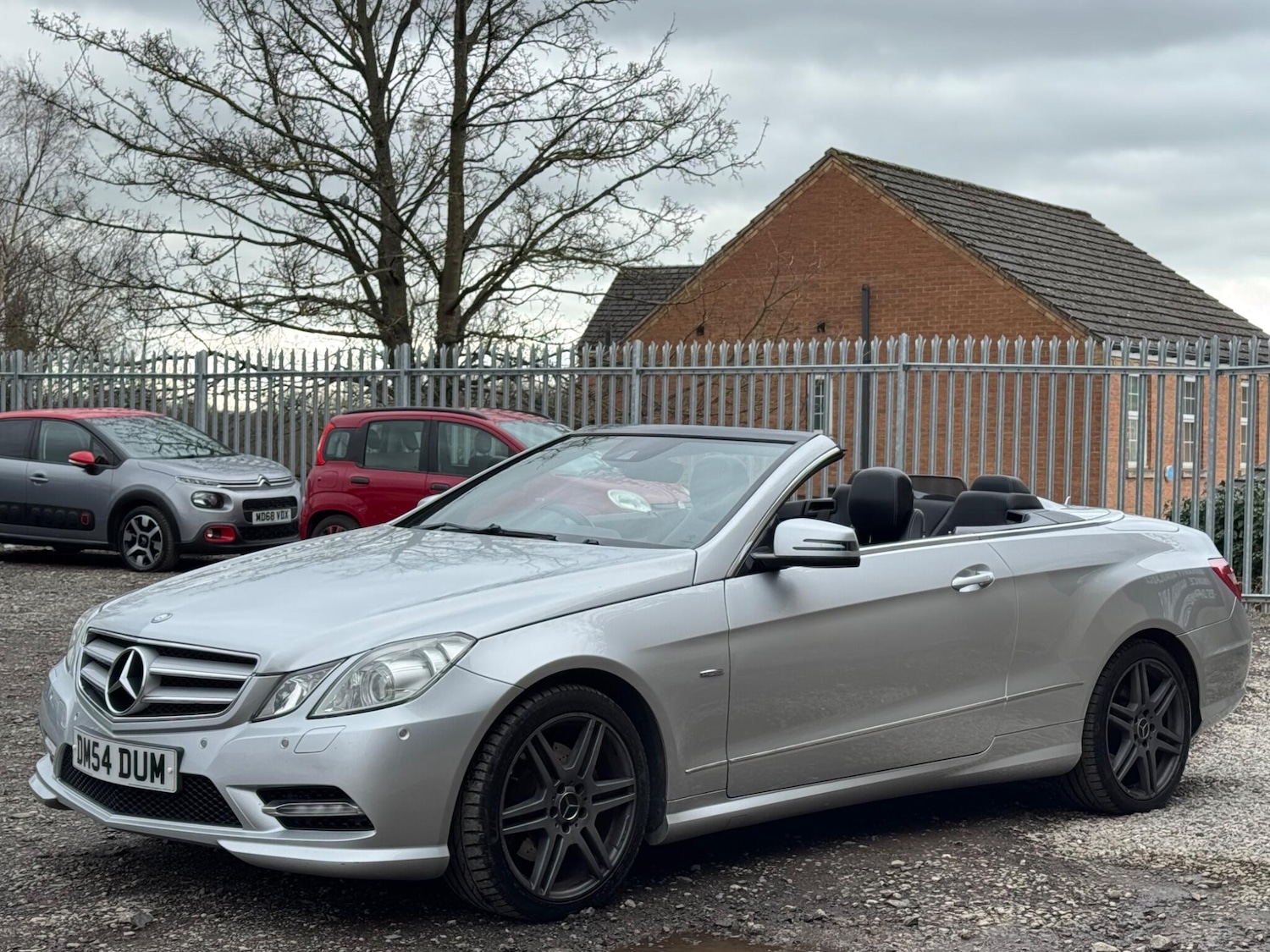 Used Mercedes-Benz E Class for sale - 77882477: Photo 26