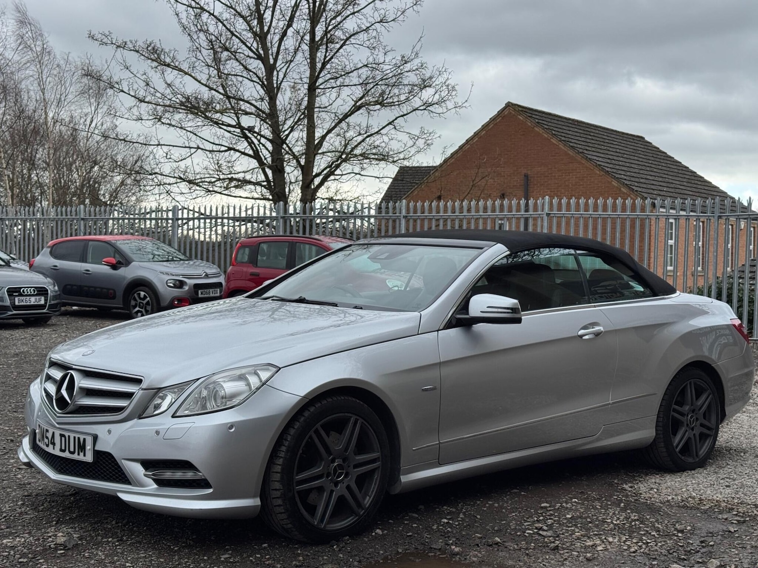 Used Mercedes-Benz E Class for sale - 77882477: Photo 3