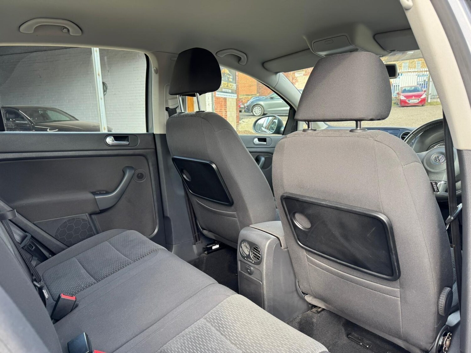 Used Volkswagen Golf Plus 2012 for sale - 77839842: Photo 6