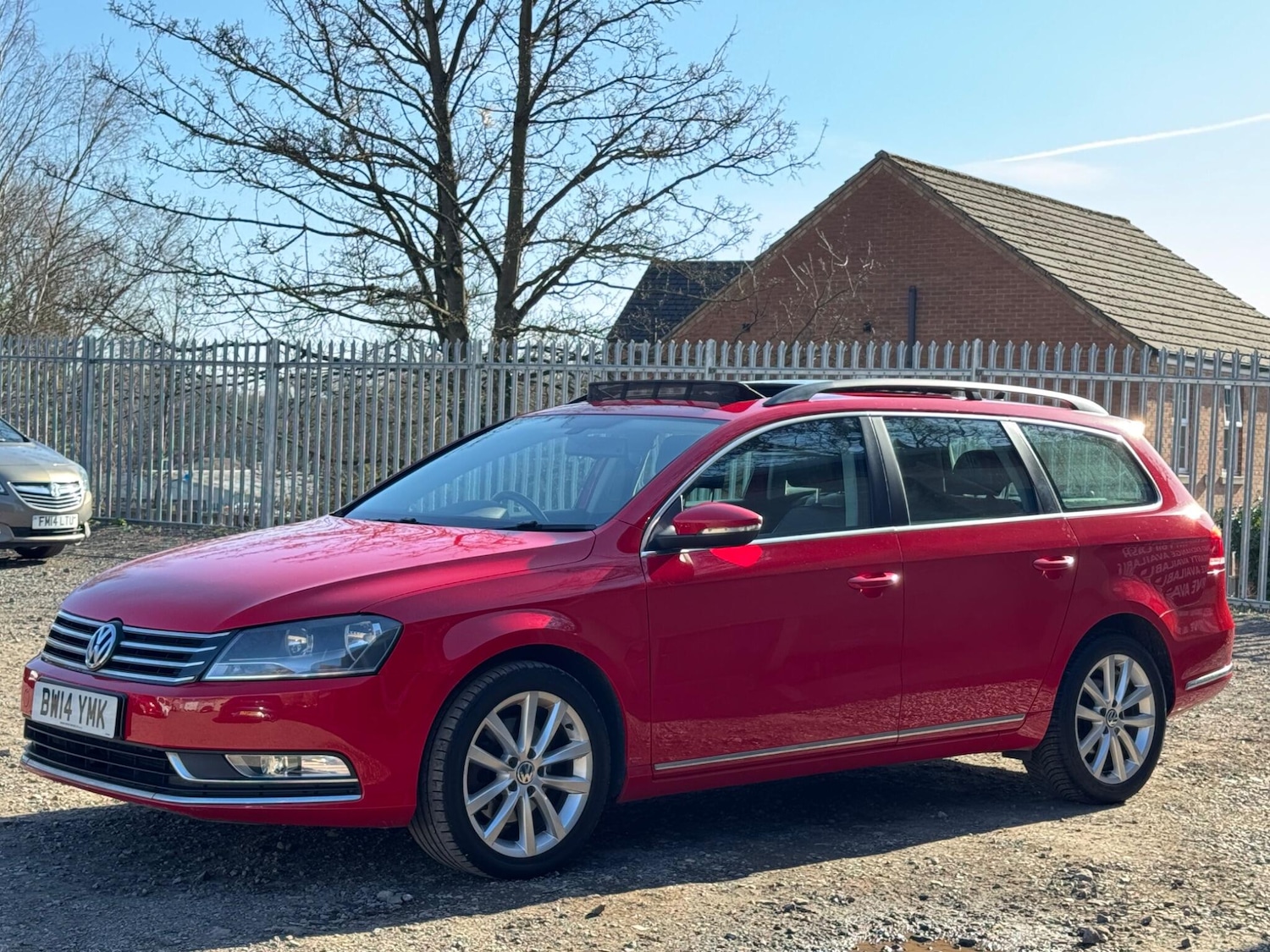 Used Volkswagen Passat 2014 for sale - 77924780: Photo 4