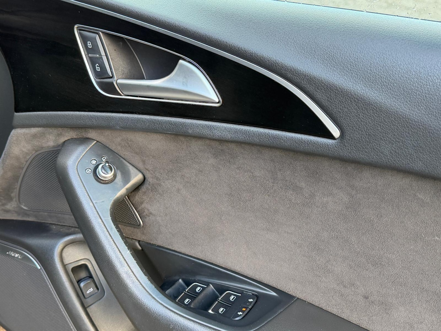 Used Audi A6 Saloon 2013 for sale - 76850094: Photo 20