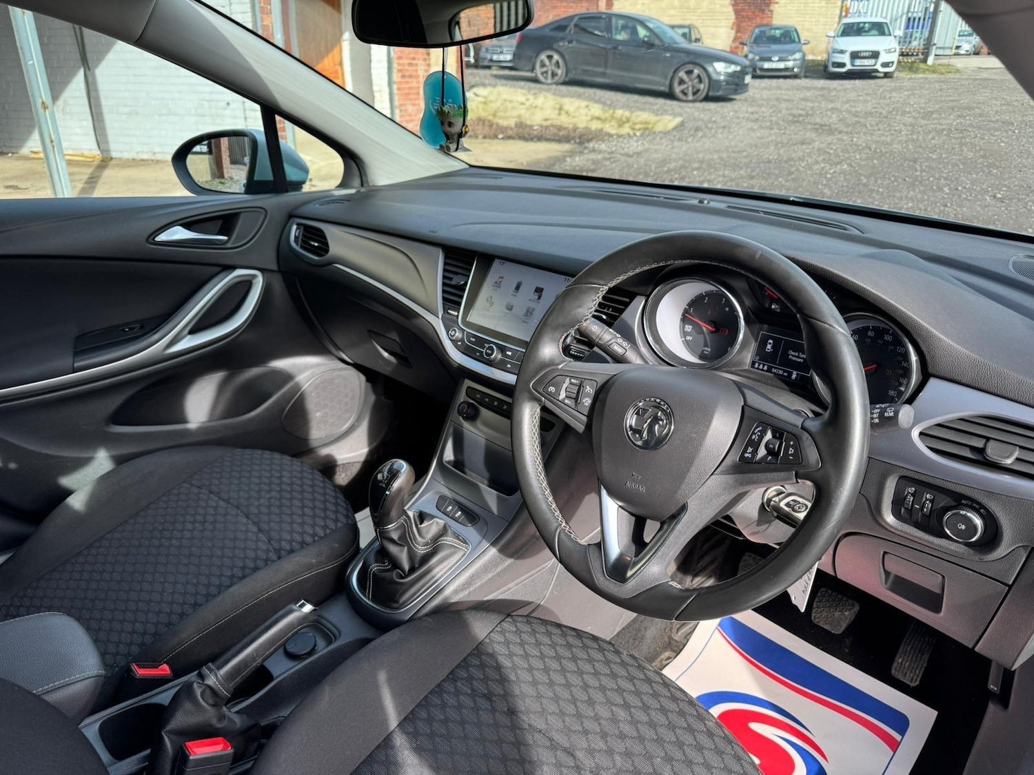 Used Vauxhall Astra 2017 for sale - 77658582: Photo 10