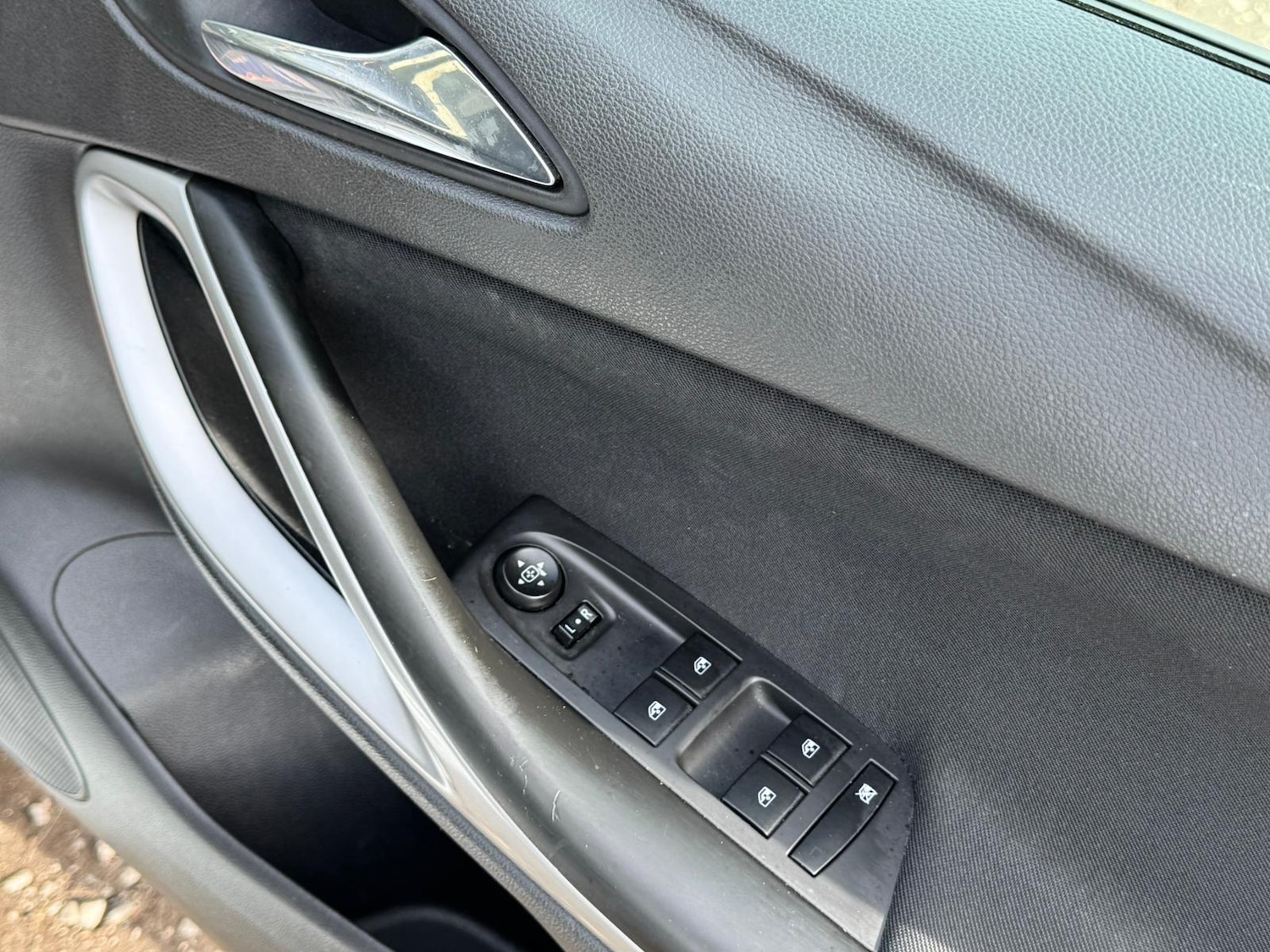 Used Vauxhall Astra 2017 for sale - 77658582: Photo 13