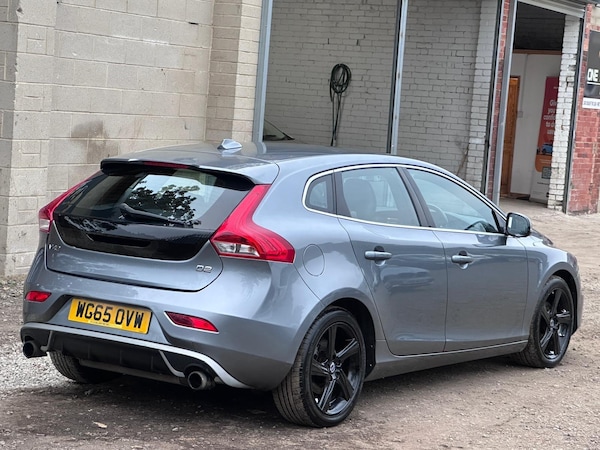 Used Volvo V40 2015 for sale - 76295716: Photo 15