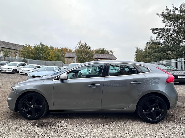 Used Volvo V40 2015 for sale - 76295716: Photo 5