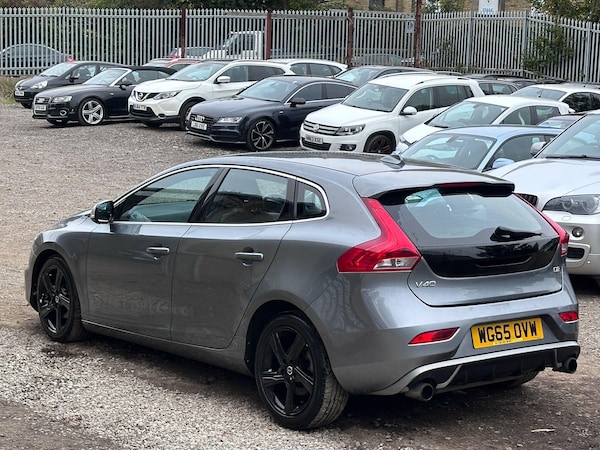 Used Volvo V40 2015 for sale - 76295716: Photo 8