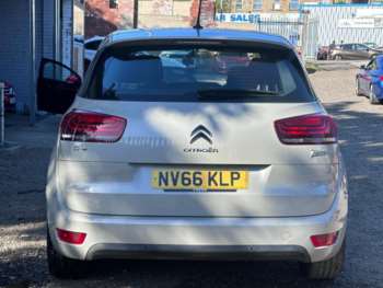 Used Citroen C4 Picasso 2016 for sale - 74679643: Photo