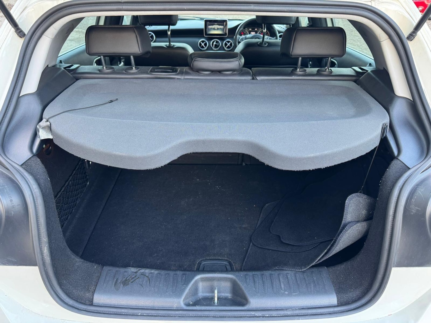 Used Mercedes-Benz A-Class 2016 for sale - 78047523: Photo 6