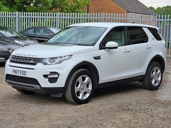 Used Land Rover Discovery Sport 2017 for sale - 78516881: Photo