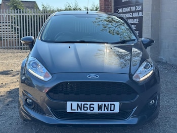 Used Ford Fiesta 2016 for sale - 78384248: Photo