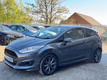 Used Ford Fiesta 2016 for sale - 78384248: Photo
