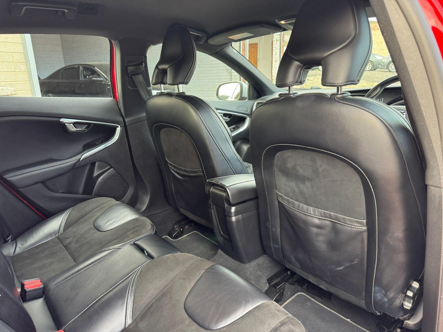 Used Volvo V40 2017 for sale - 77839376: Photo 16