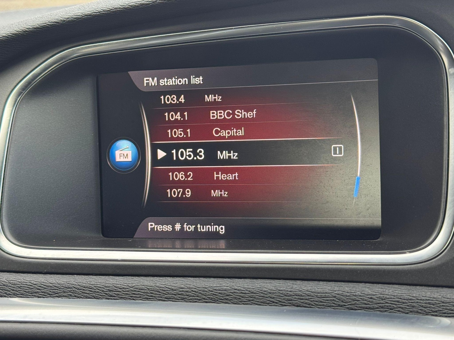 Used Volvo V40 2017 for sale - 77839376: Photo 25