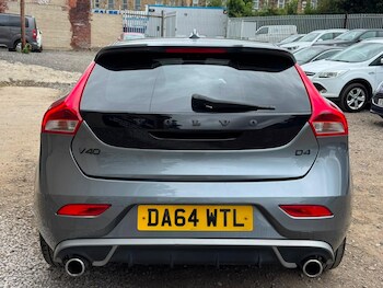 Used Volvo V40 2014 for sale - 79115958: Photo