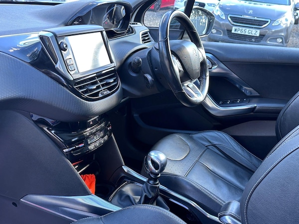 Used Peugeot 2008 2015 for sale - 76031366: Photo 6