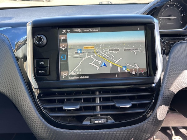 Used Peugeot 2008 2015 for sale - 76031366: Photo 9