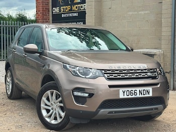 Used Land Rover Discovery Sport 2016 for sale - 79247623: Photo
