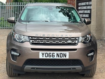 Used Land Rover Discovery Sport 2016 for sale - 79247623: Photo