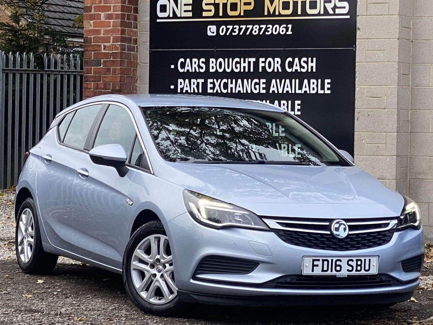 Used Vauxhall Astra 2016 for sale - 76423669: Photo 1