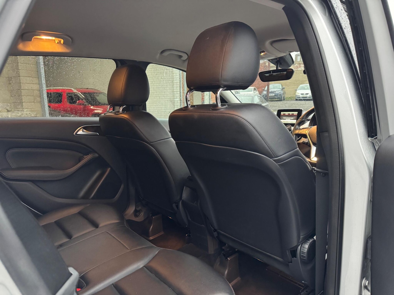 Used Mercedes-Benz B Class 2013 for sale - 77344291: Photo 9