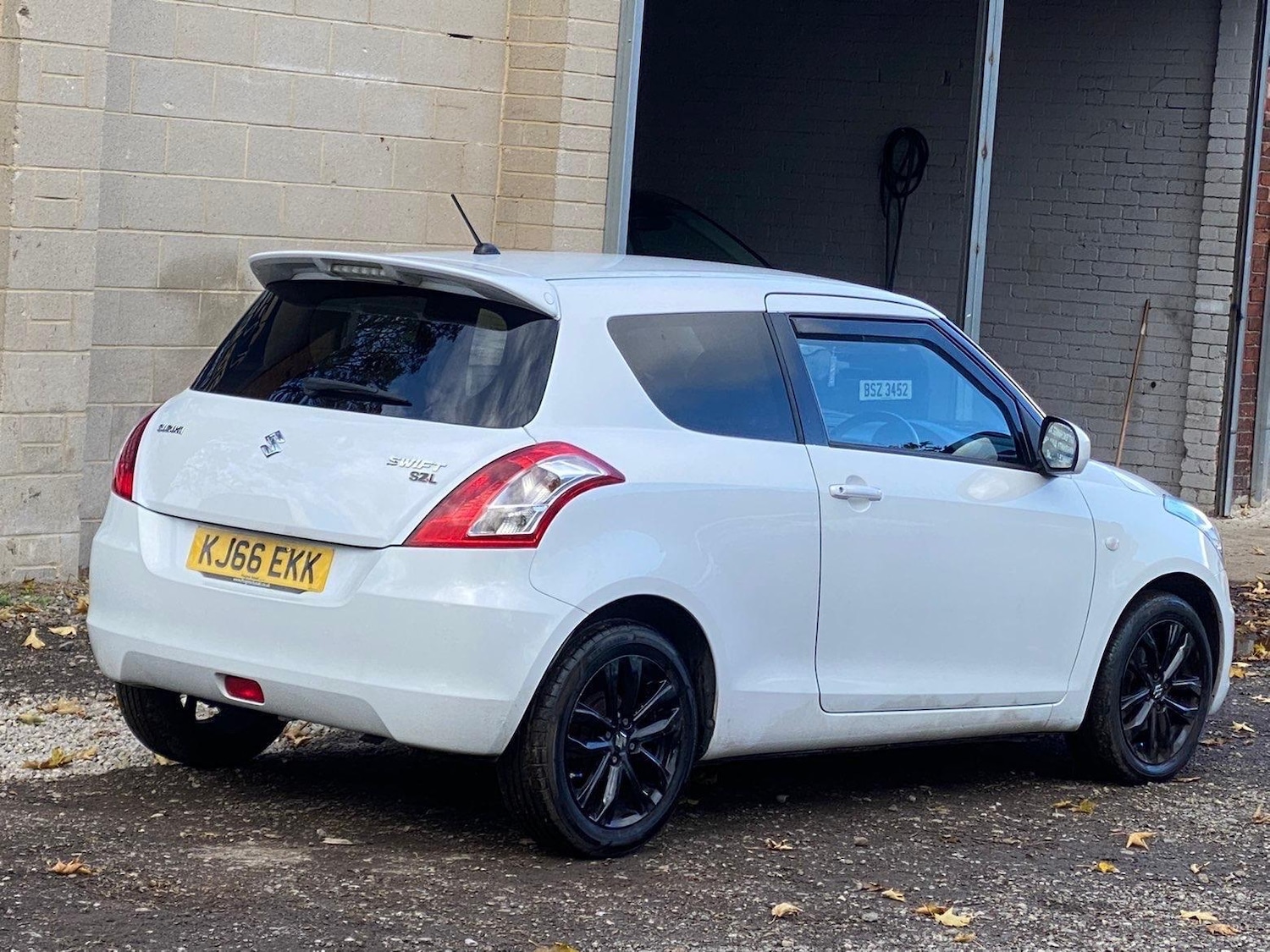 Used Suzuki Swift 2017 for sale - 76446854: Photo 18