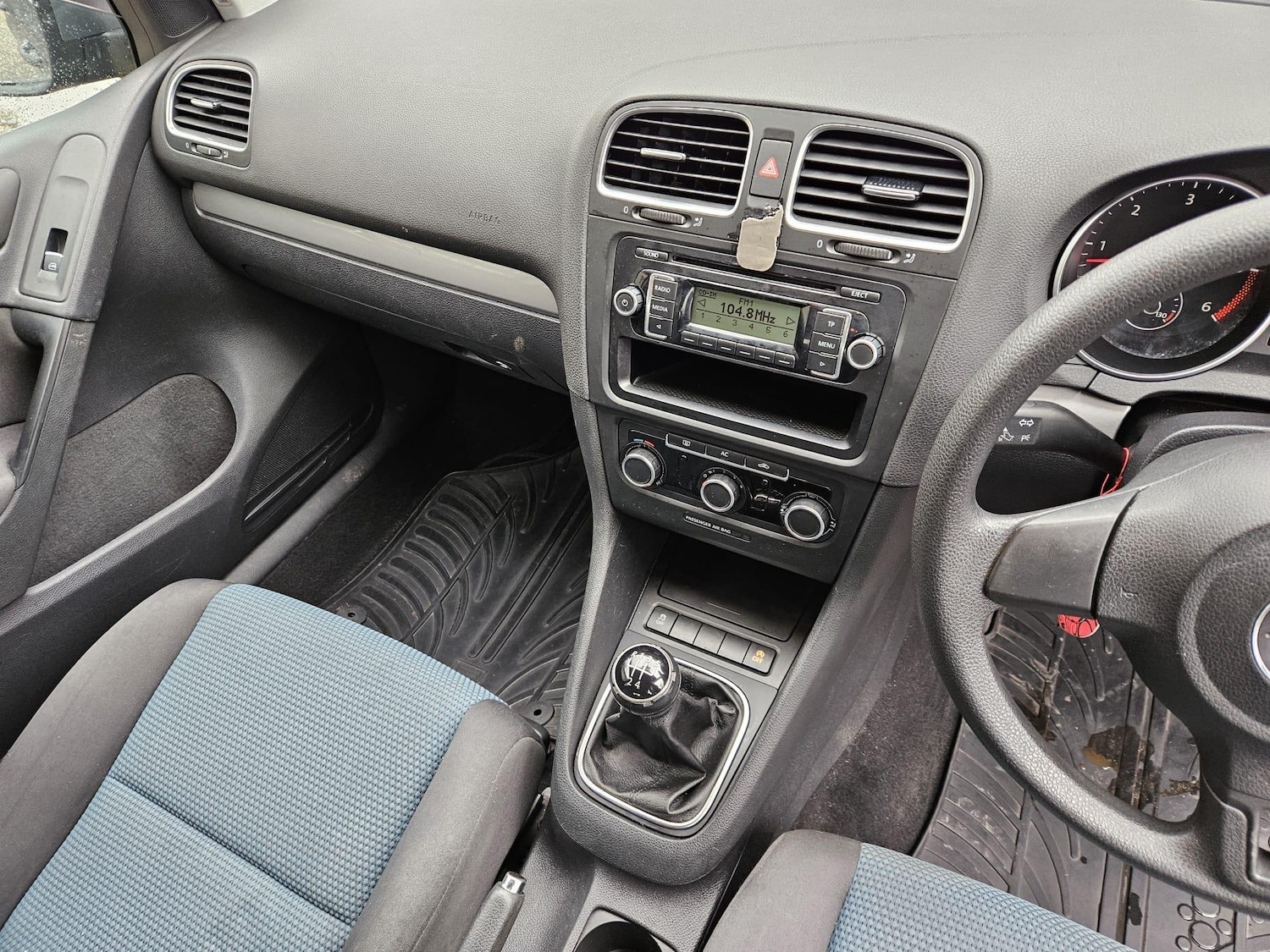 Used Volkswagen Golf 2011 for sale - 77611971: Photo 10