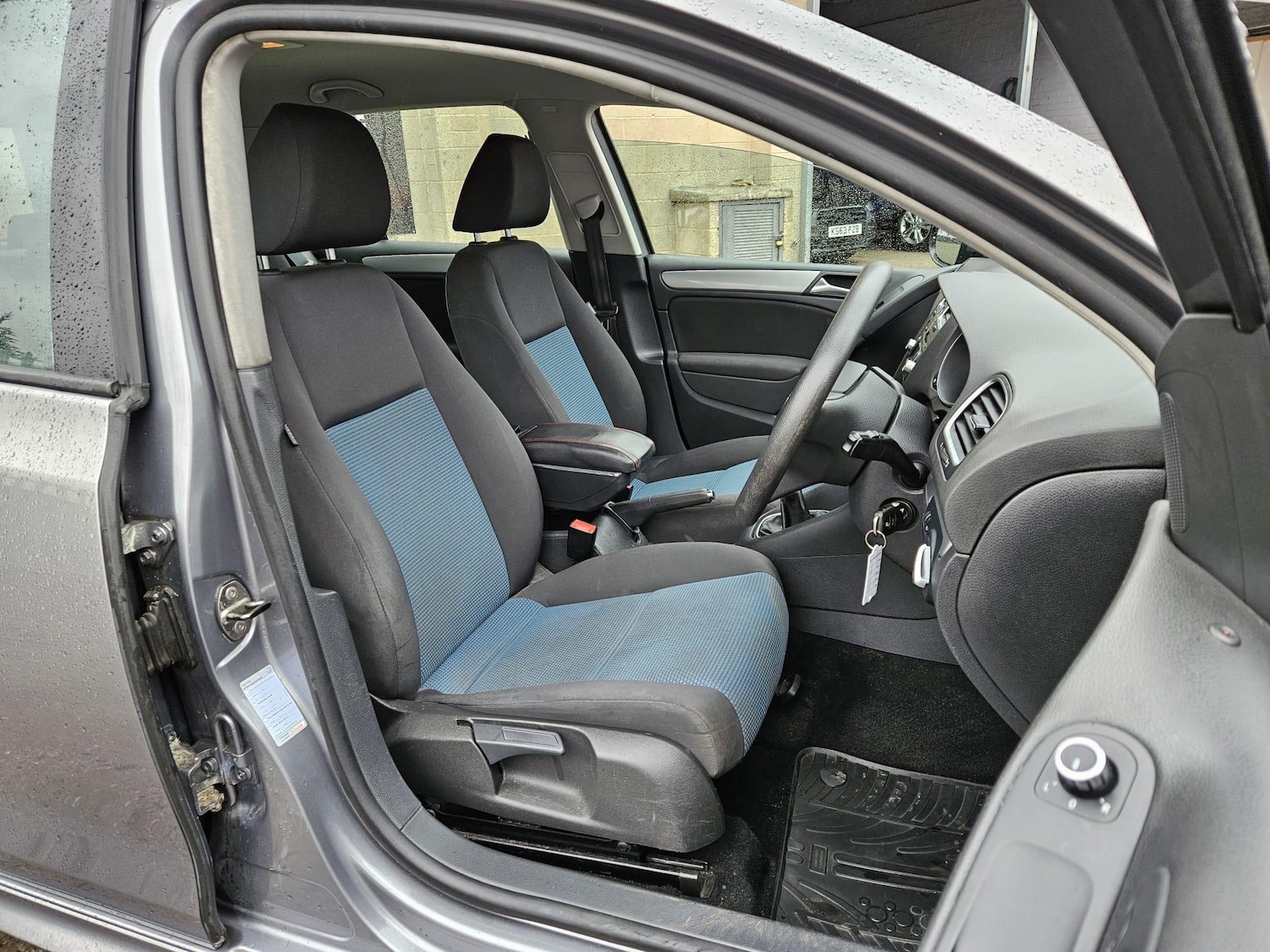 Used Volkswagen Golf 2011 for sale - 77611971: Photo 13