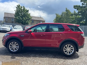 Used Land Rover Discovery Sport 2016 for sale - 78866744: Photo