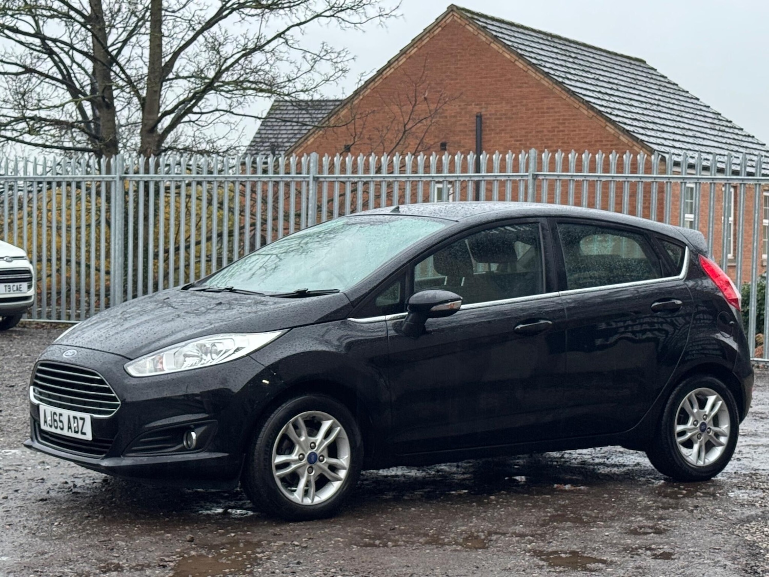 Used Ford Fiesta 2015 for sale - 76824565: Photo 3