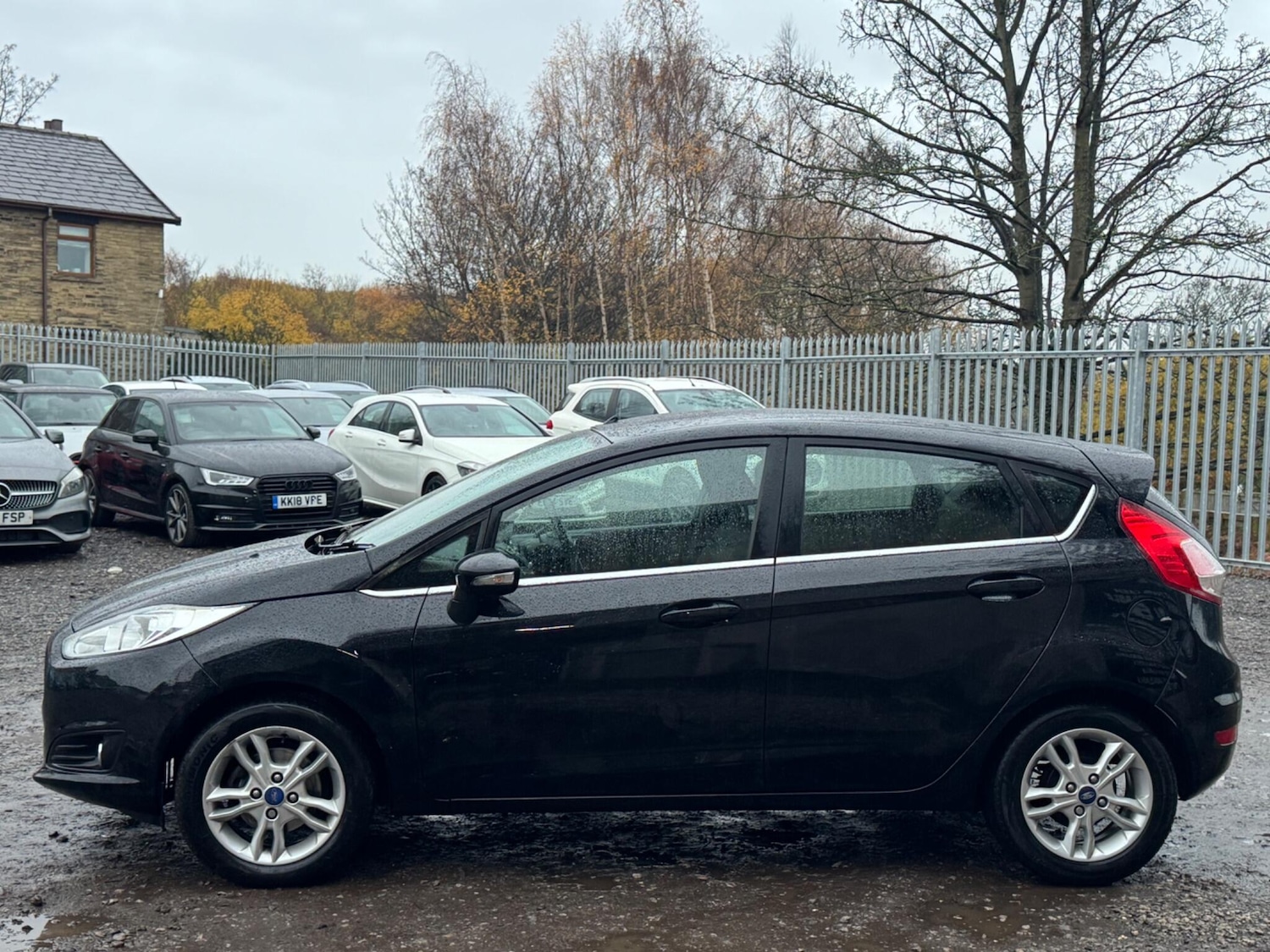 Used Ford Fiesta 2015 for sale - 76824565: Photo 4