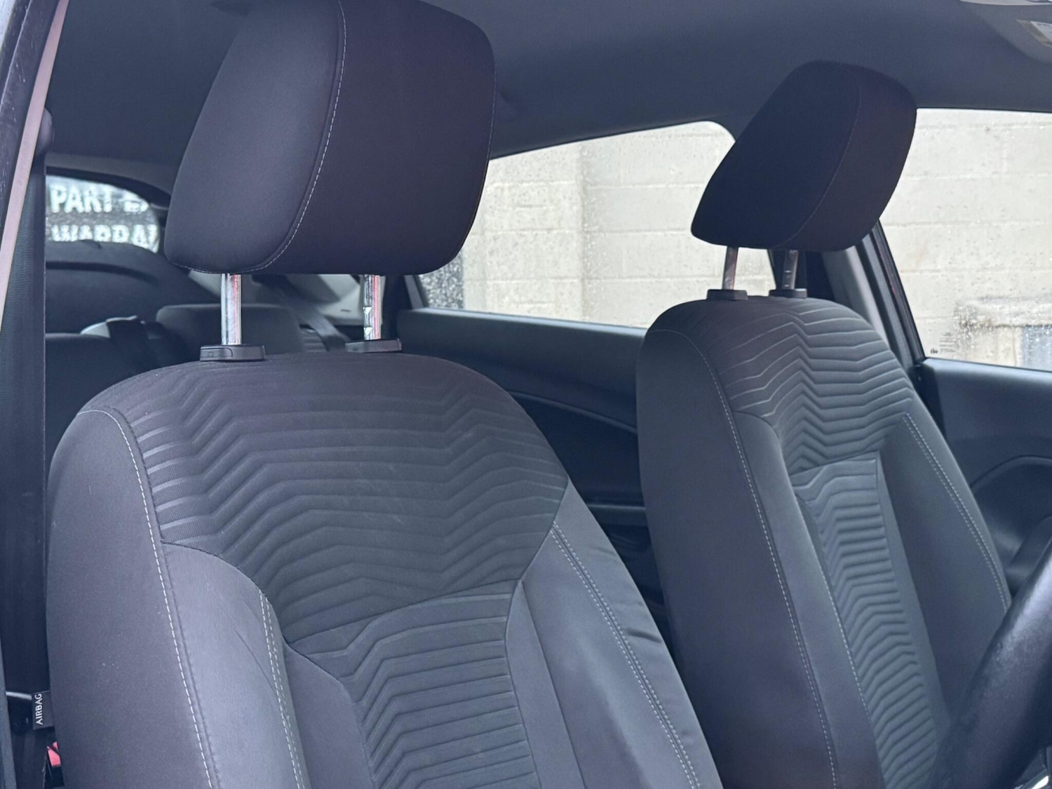 Used Ford Fiesta 2015 for sale - 76824565: Photo 8