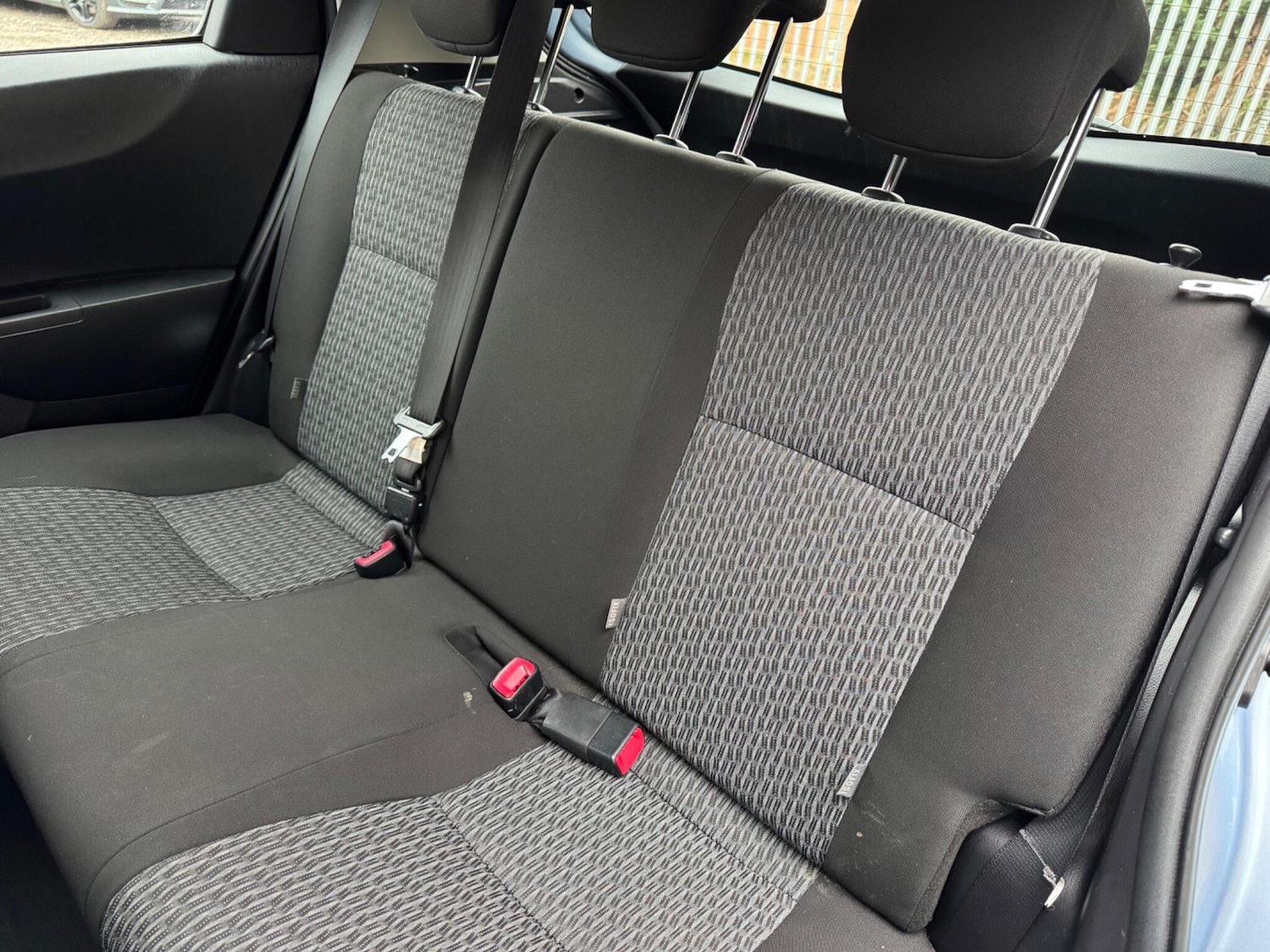 Used Toyota Yaris for sale - 77598876: Photo 16