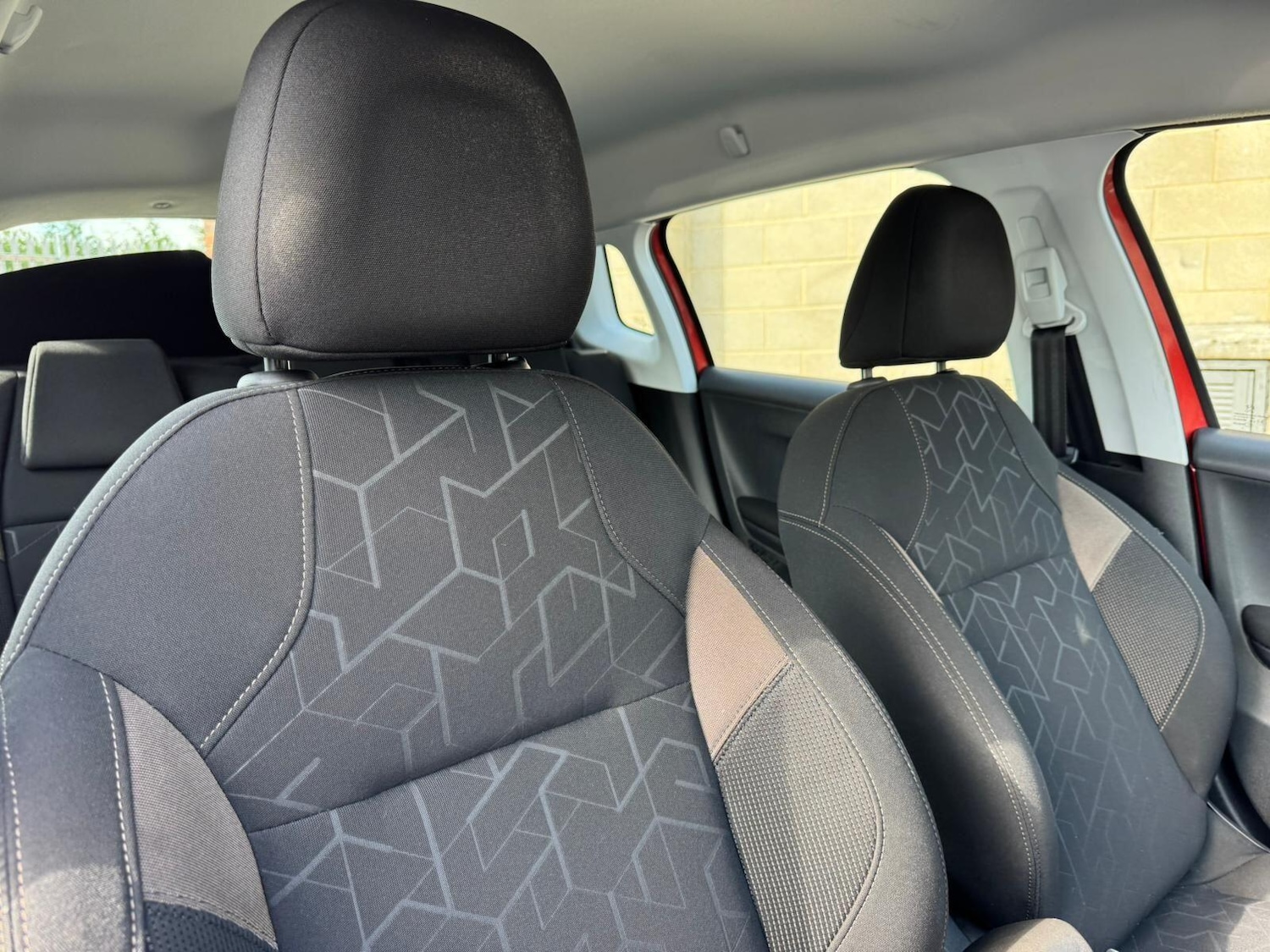 Used Peugeot 2008 2015 for sale - 78086509: Photo 14