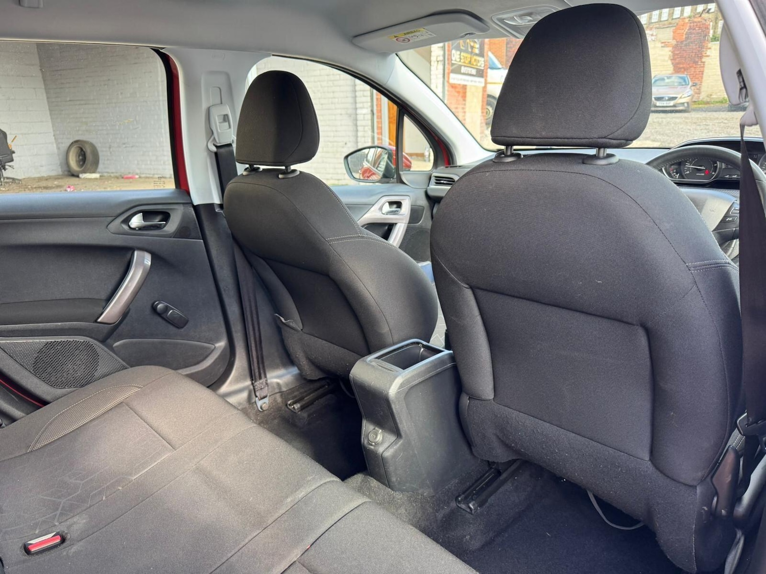 Used Peugeot 2008 2015 for sale - 78086509: Photo 15