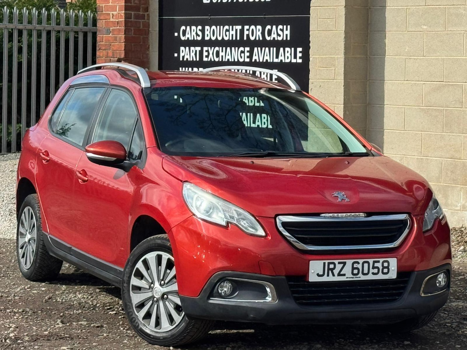 Used Peugeot 2008 2015 for sale - 78086509: Photo 22