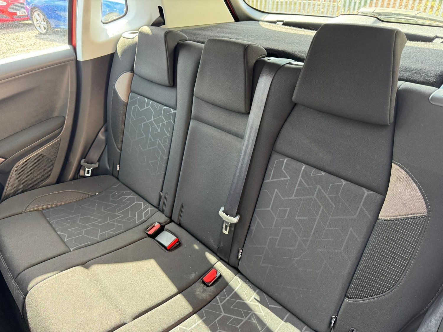 Used Peugeot 2008 2015 for sale - 78086509: Photo 5