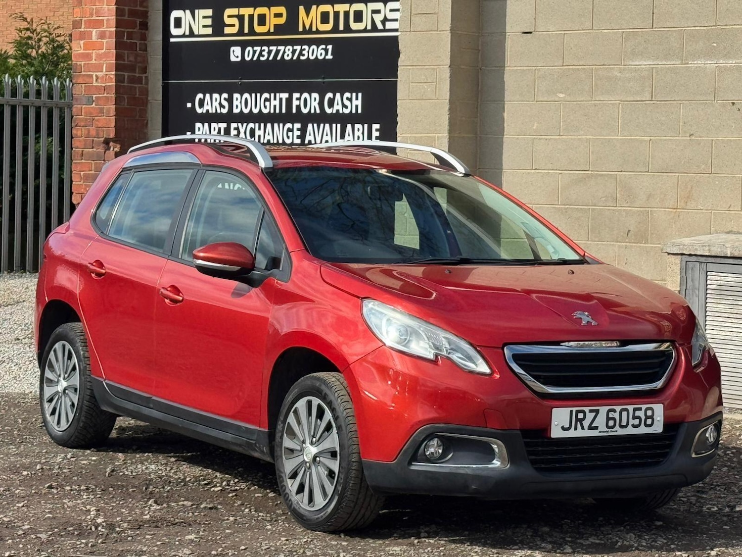 Used Peugeot 2008 2015 for sale - 78086509: Photo 9