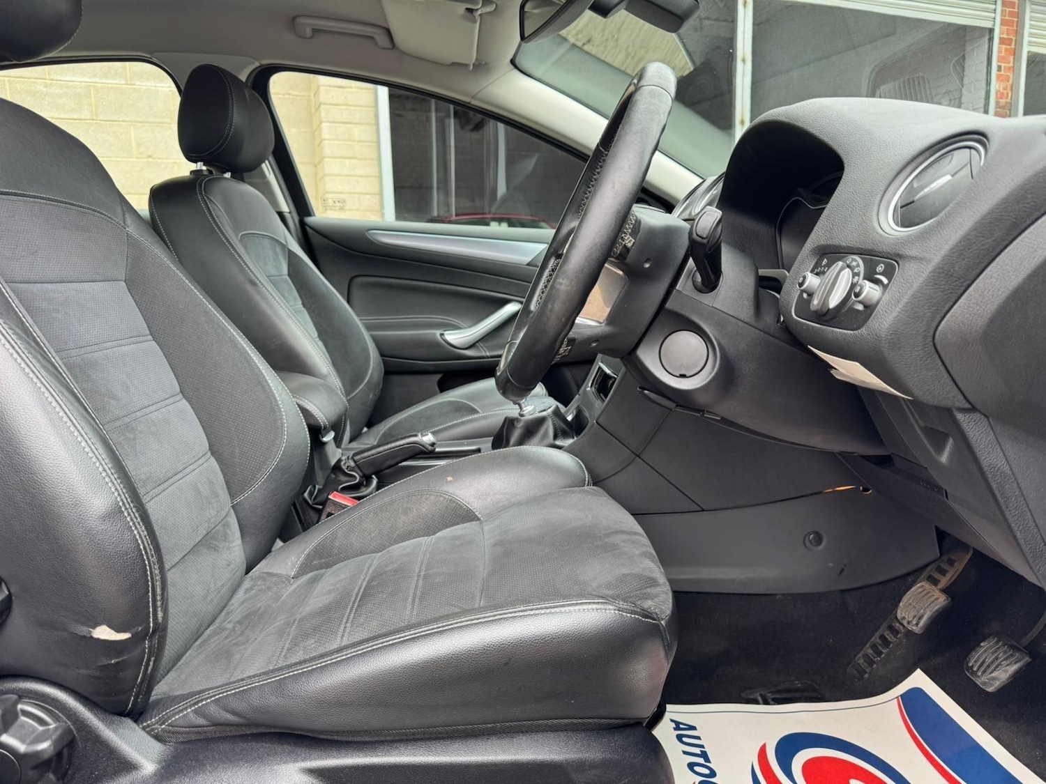 Used Ford Mondeo 2013 for sale - 78100475: Photo 16