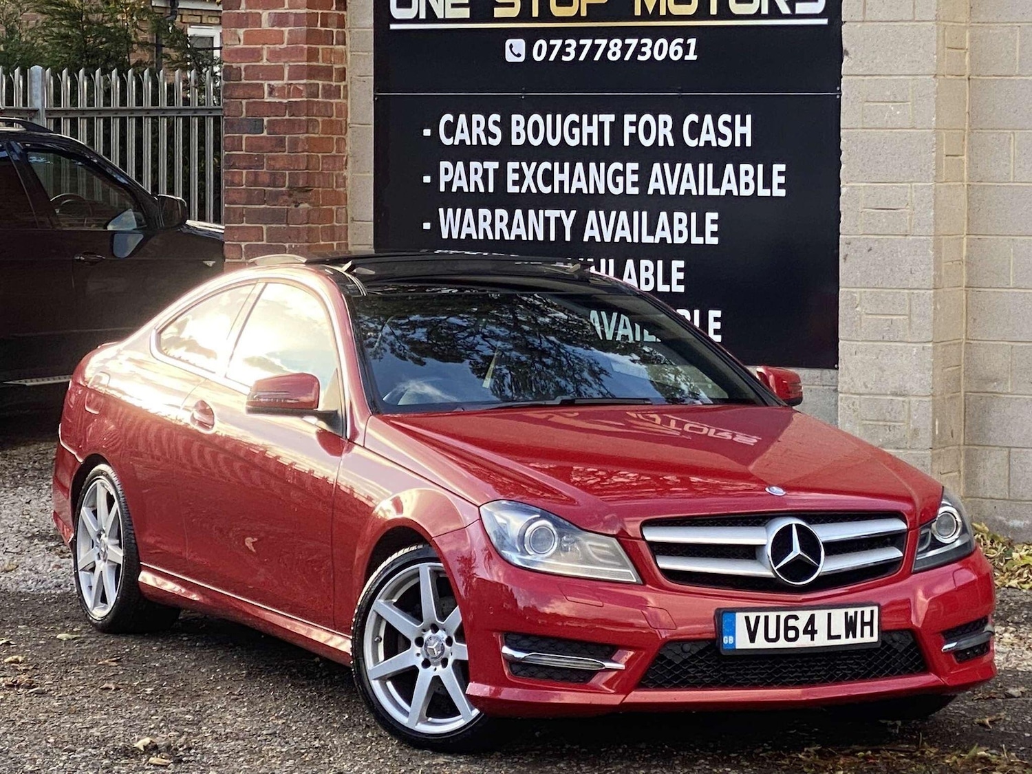 Used Mercedes-Benz C Class 2014 for sale - 76398240: Photo 1