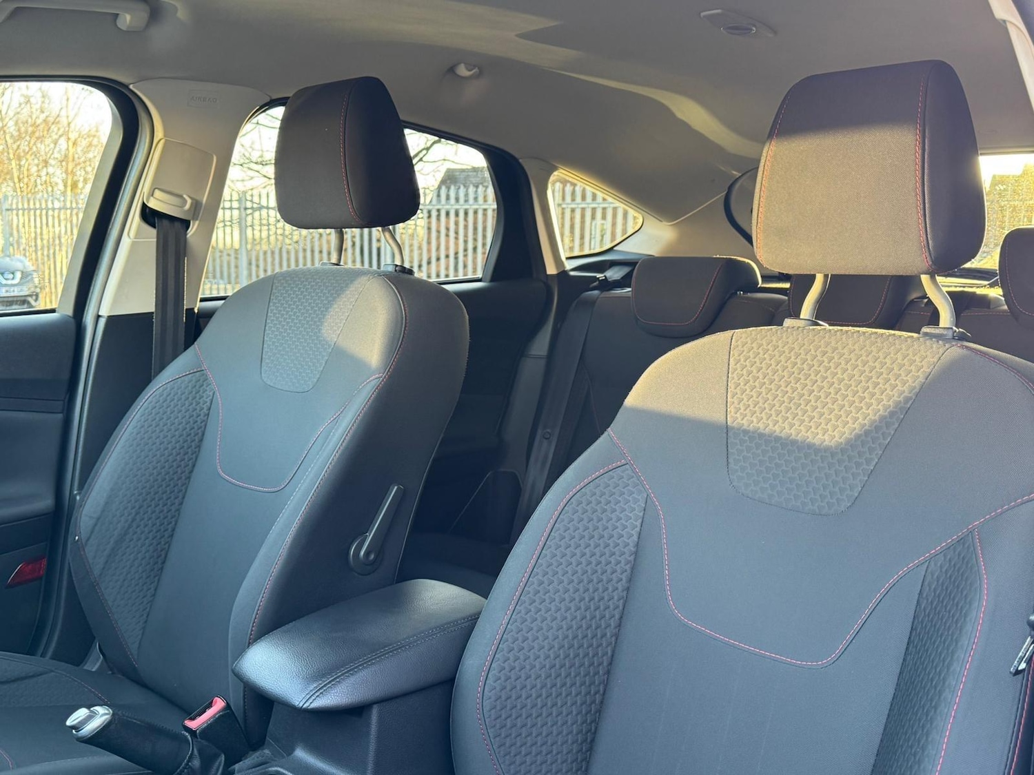 Used Ford Focus 2015 for sale - 77163349: Photo 11