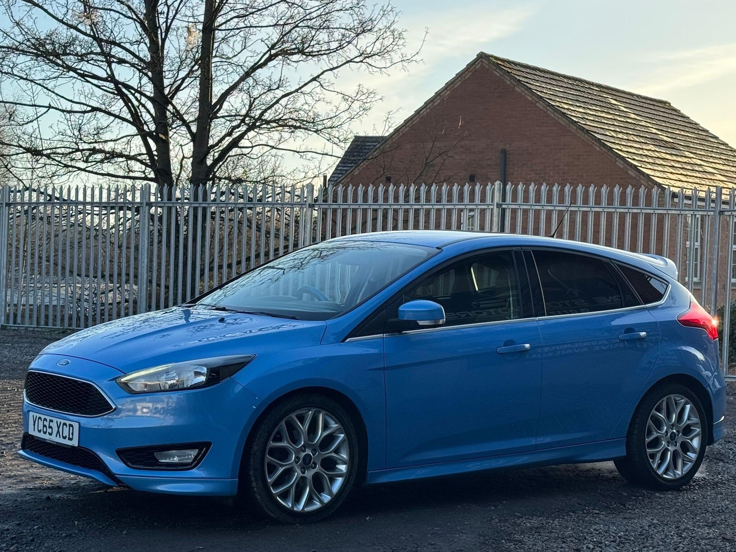 Used Ford Focus 2015 for sale - 77163349: Photo 3