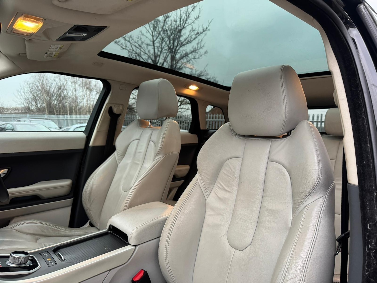 Used Land Rover Range Rover Evoque 2012 for sale - 77320294: Photo 22