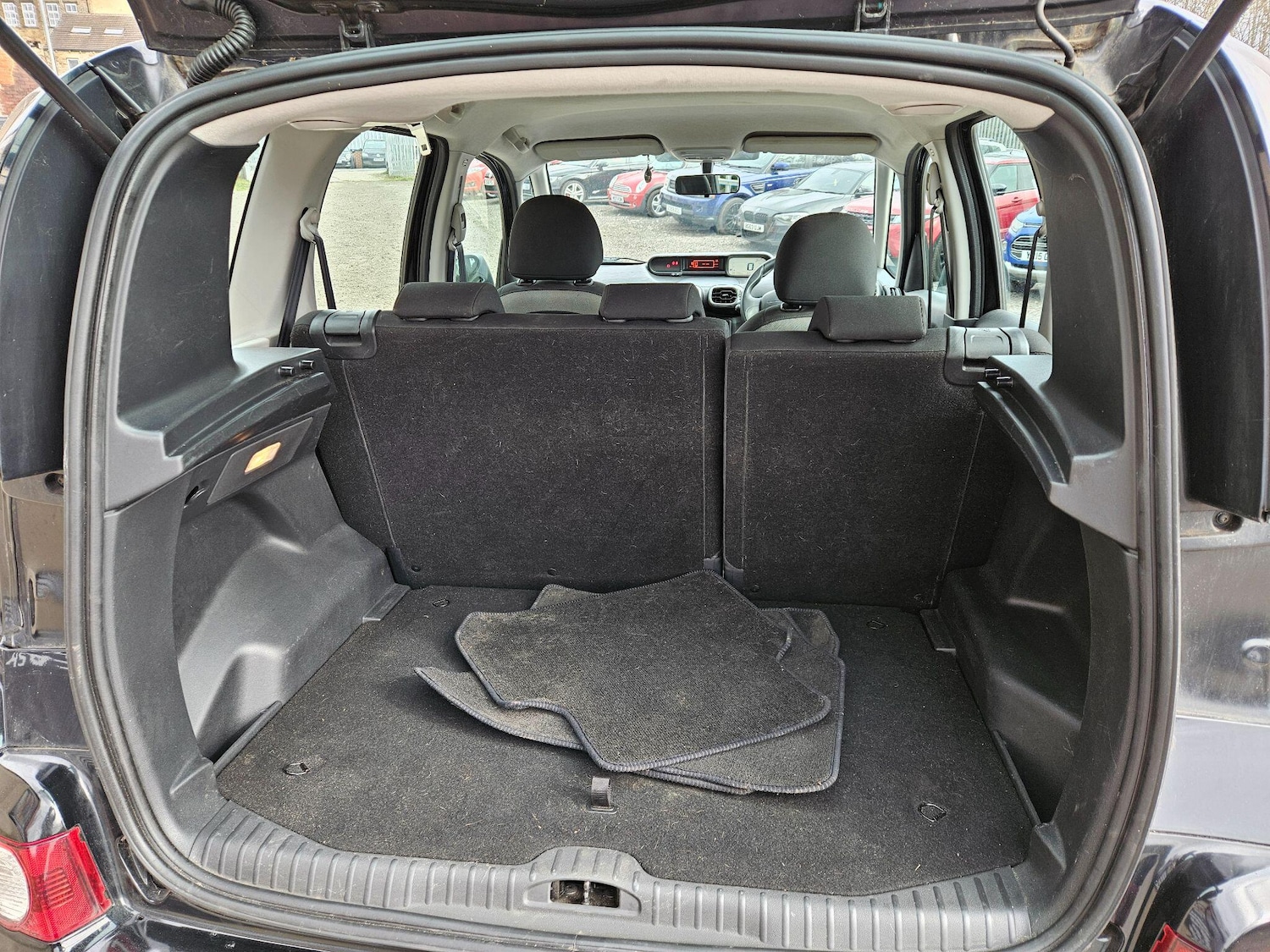 Used Citroen C3 Picasso 2013 for sale - 77854285: Photo 15