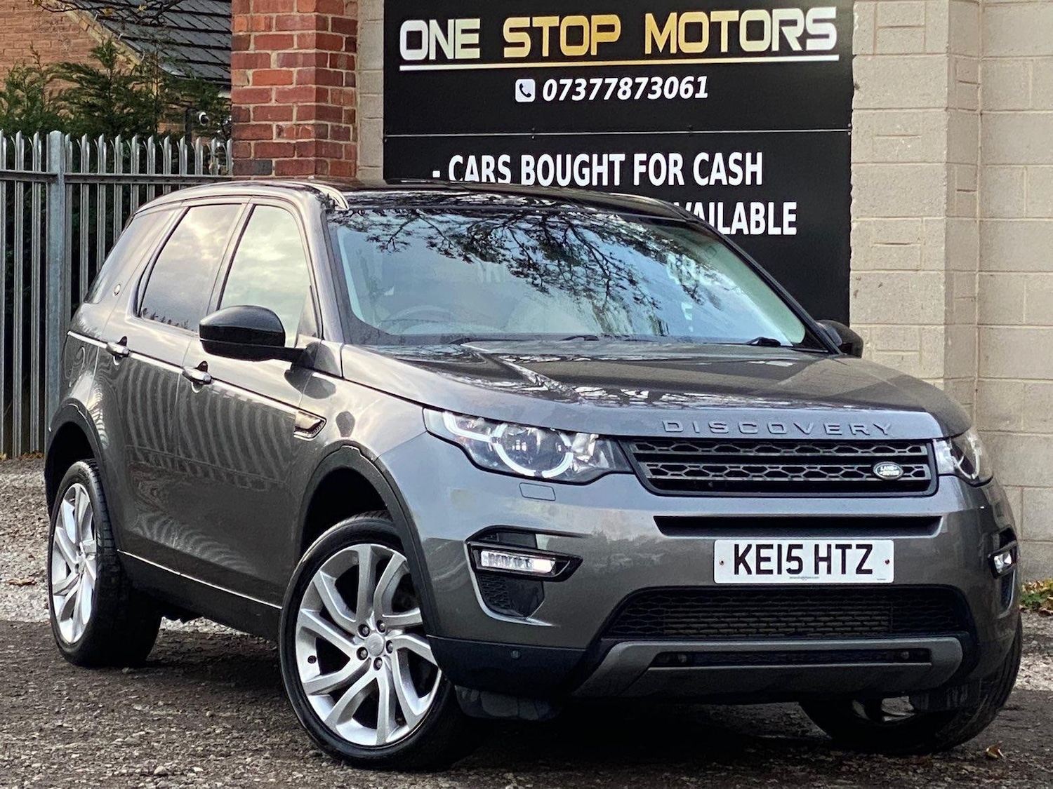 Used Land Rover Discovery Sport 2015 for sale - 76473272: Photo 1