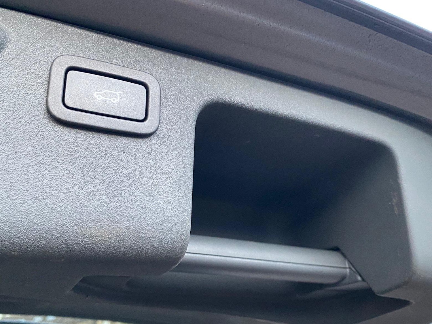 Used Land Rover Discovery Sport 2015 for sale - 76473272: Photo 17