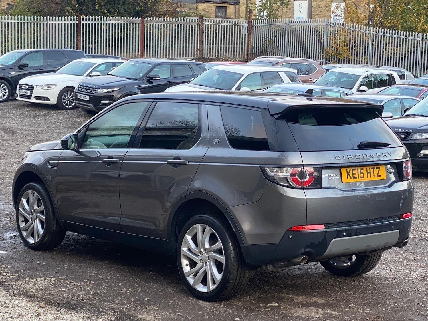 Used Land Rover Discovery Sport 2015 for sale - 76473272: Photo 2
