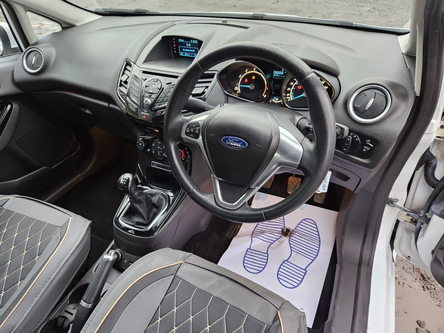 Used Ford Fiesta 2015 for sale - 77611835: Photo 14